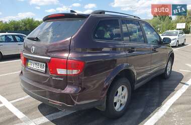 Позашляховик / Кросовер SsangYong Kyron 2010 в 