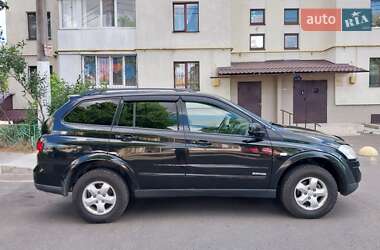 Внедорожник / Кроссовер SsangYong Kyron 2009 в 