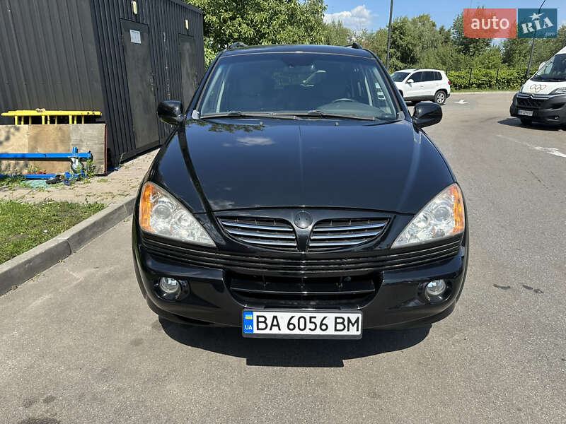 Внедорожник / Кроссовер SsangYong Kyron 2007 в 
