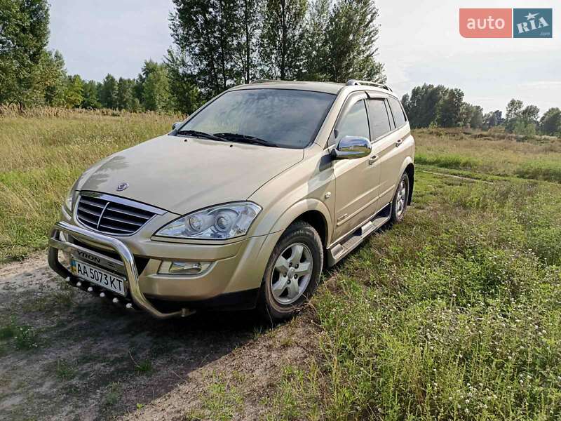 Внедорожник / Кроссовер SsangYong Kyron 2011 в Киеве
