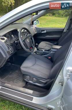 Внедорожник / Кроссовер SsangYong Kyron 2010 в 
