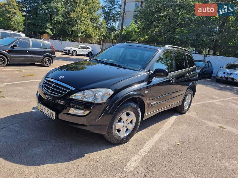 Внедорожник / Кроссовер SsangYong Kyron 2013 в Киеве
