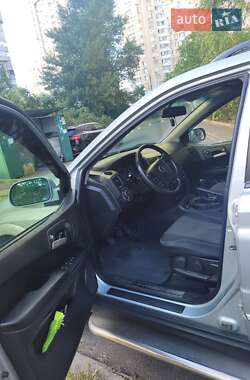 Внедорожник / Кроссовер SsangYong Kyron 2010 в 