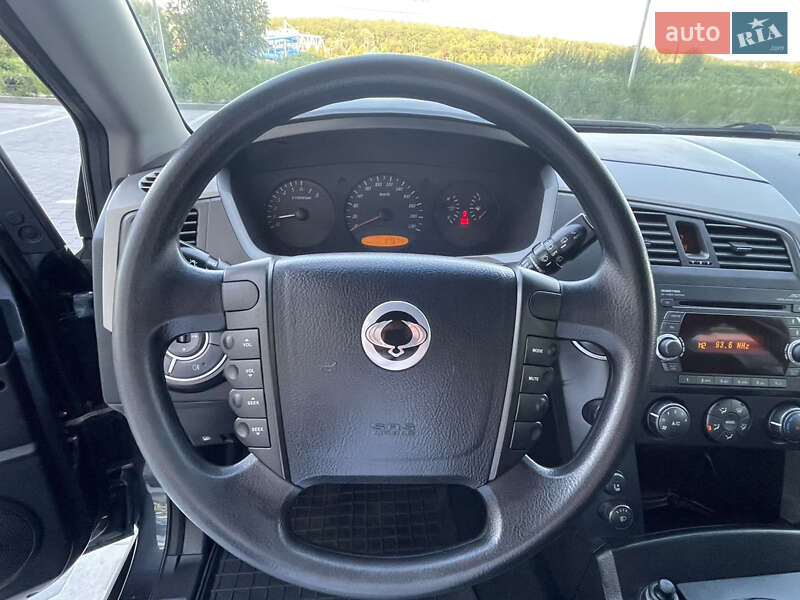 Внедорожник / Кроссовер SsangYong Kyron 2013 в Киеве
