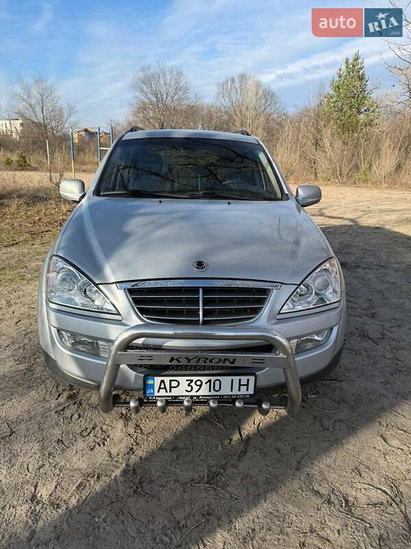 Внедорожник / Кроссовер SsangYong Kyron 2010 в Днепре