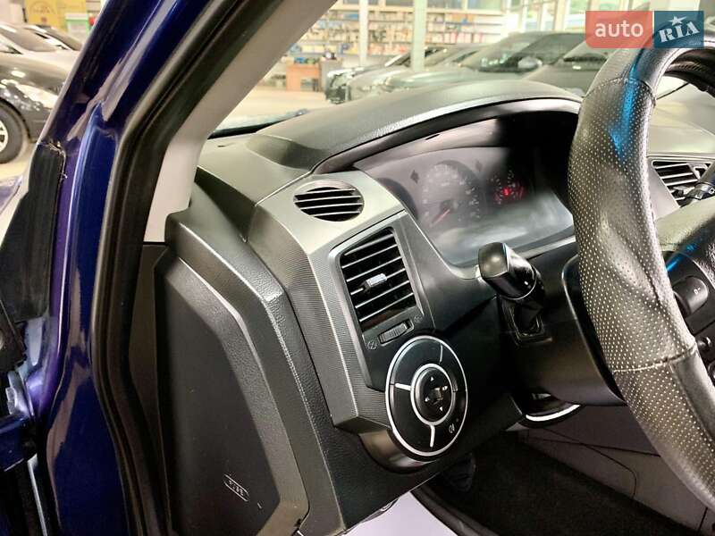 Внедорожник / Кроссовер SsangYong Kyron 2008 в Тернополе