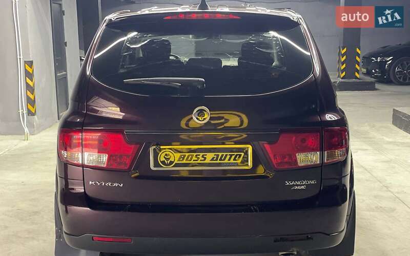 Внедорожник / Кроссовер SsangYong Kyron 2010 в Черновцах