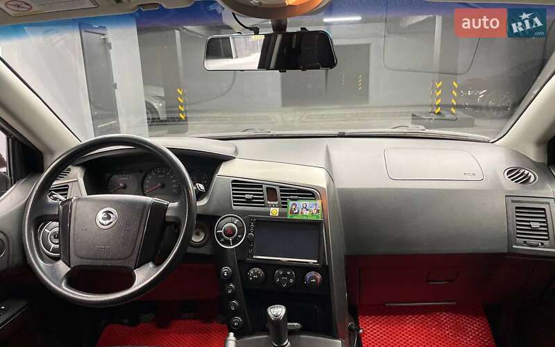 Внедорожник / Кроссовер SsangYong Kyron 2010 в Черновцах