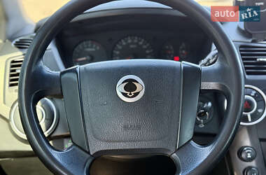 Внедорожник / Кроссовер SsangYong Kyron 2010 в 