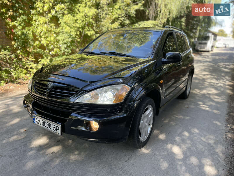 Внедорожник / Кроссовер SsangYong Kyron 2007 в 