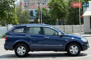 Позашляховик / Кросовер SsangYong Kyron 2011 в 