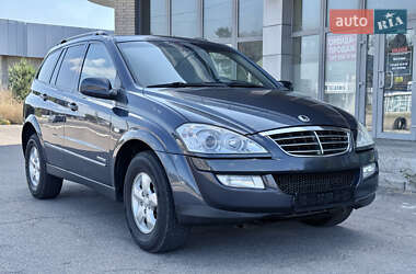 Позашляховик / Кросовер SsangYong Kyron 2010 в 