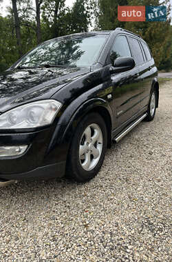 Внедорожник / Кроссовер SsangYong Kyron 2010 в 