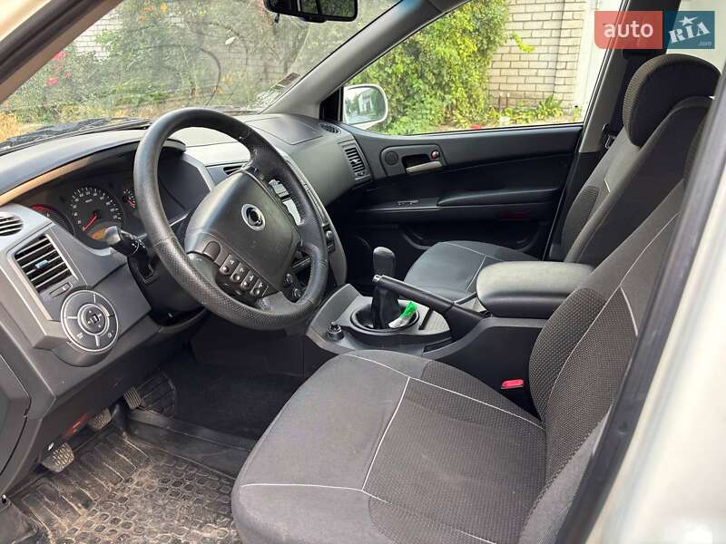 Внедорожник / Кроссовер SsangYong Kyron 2013 в Днепре