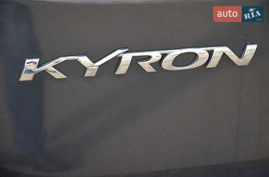 Позашляховик / Кросовер SsangYong Kyron 2008 в 
