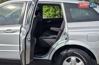 Внедорожник / Кроссовер SsangYong Kyron 2010 в 