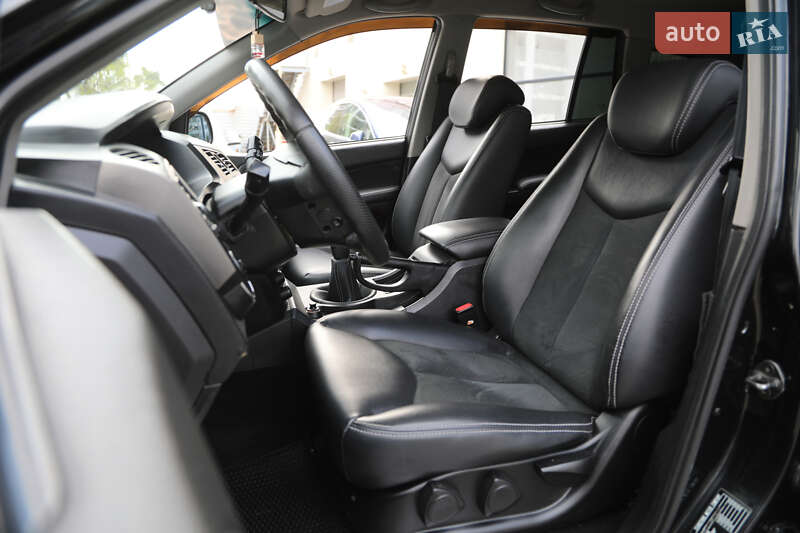 Позашляховик / Кросовер SsangYong Kyron 2010 в Харкові