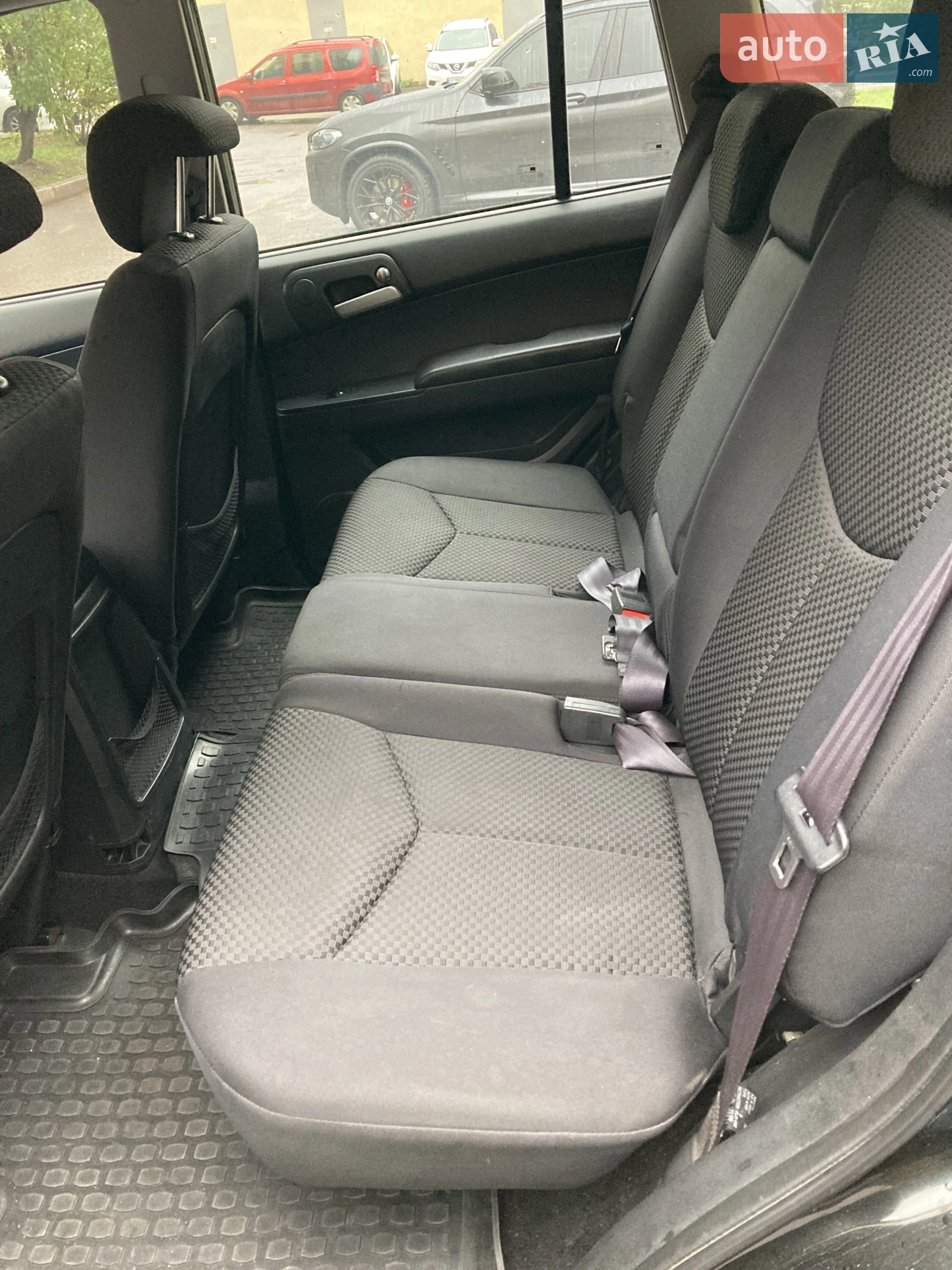 2010 SsangYong Kyron - мініатюра 10