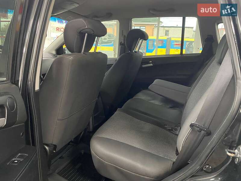 Позашляховик / Кросовер SsangYong Kyron 2010 в Києві