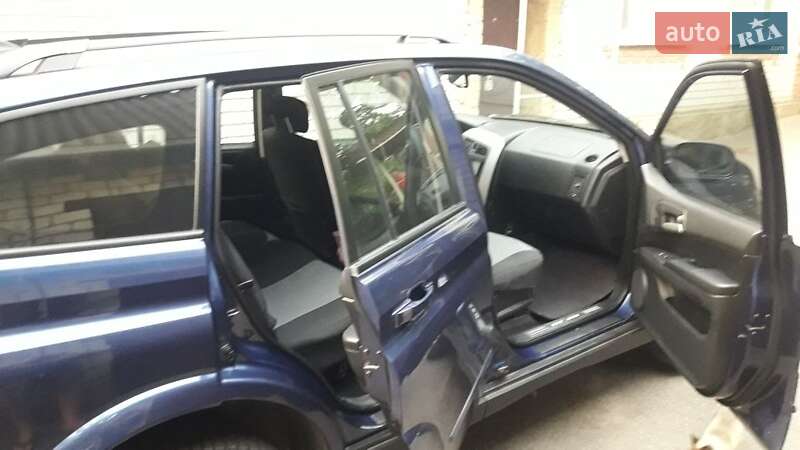 Внедорожник / Кроссовер SsangYong Kyron 2011 в Харькове