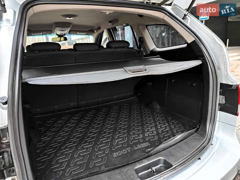 Позашляховик / Кросовер SsangYong Kyron 2010 в Києві фото 17 Позашляховик / Кросовер SsangYong Kyron 2010 в Києві