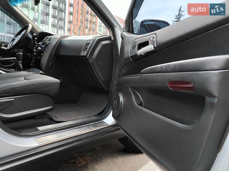 Позашляховик / Кросовер SsangYong Kyron 2010 в Києві фото 48 Позашляховик / Кросовер SsangYong Kyron 2010 в Києві