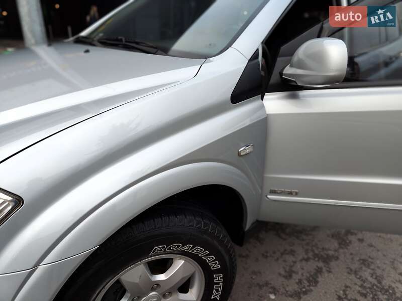 Позашляховик / Кросовер SsangYong Kyron 2010 в Києві фото 4 Позашляховик / Кросовер SsangYong Kyron 2010 в Києві