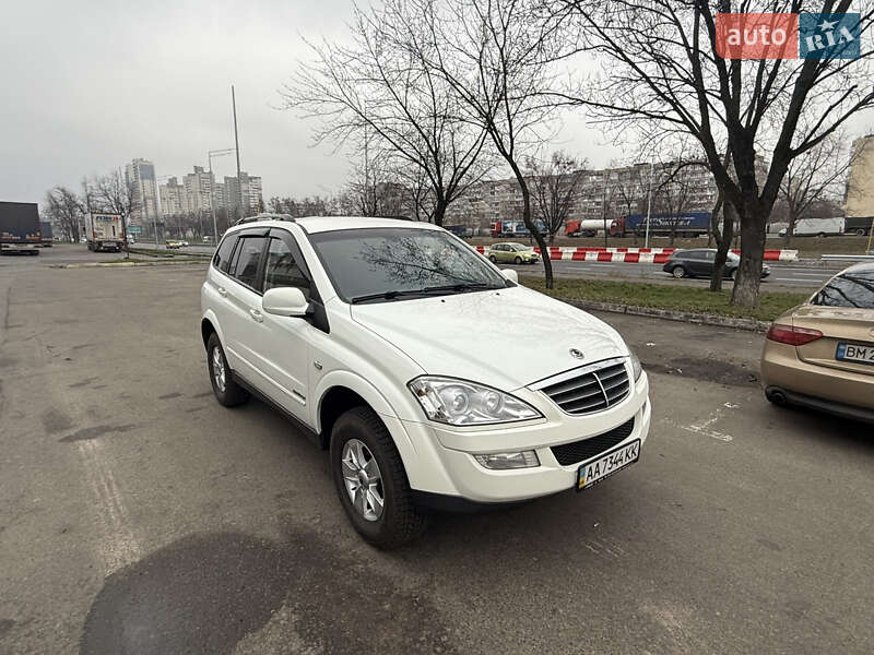 Позашляховик / Кросовер SsangYong Kyron 2012 в Києві