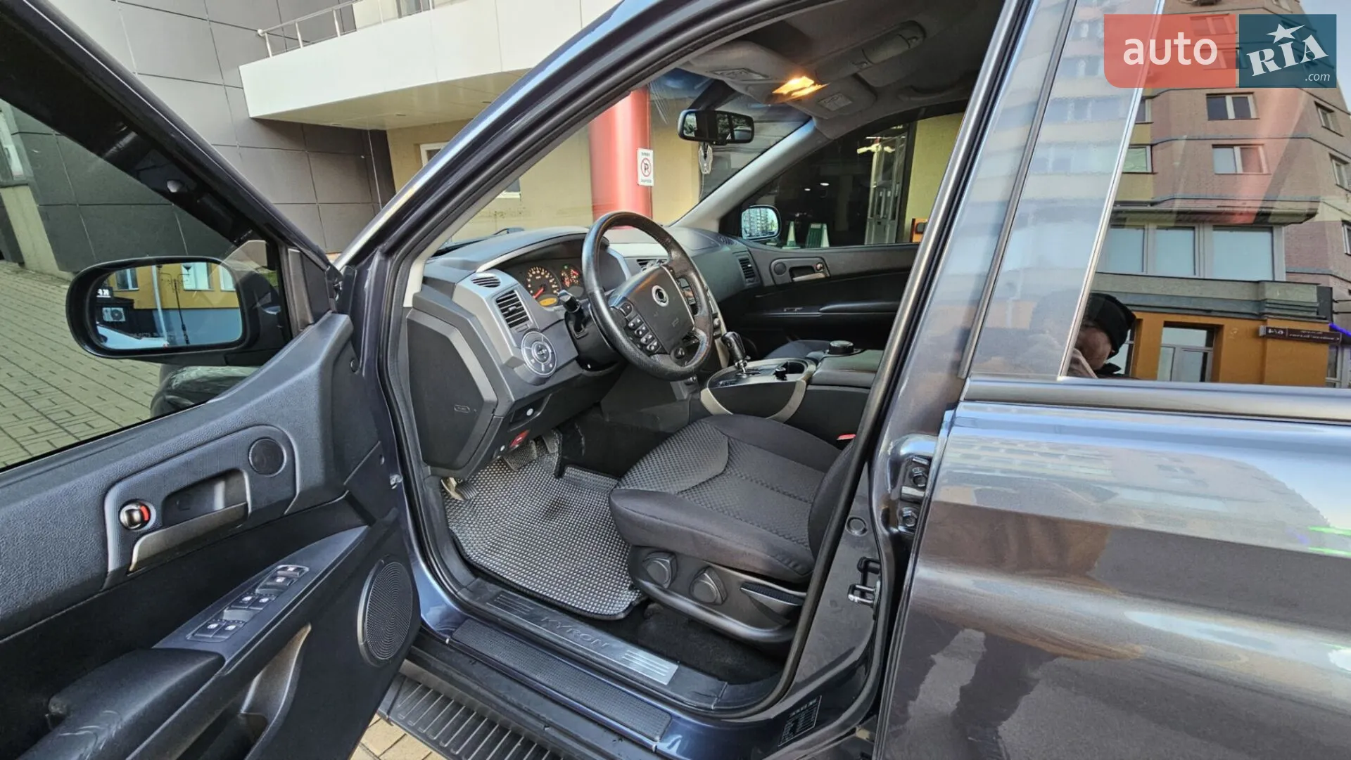 2012 SsangYong Kyron - мініатюра 22
