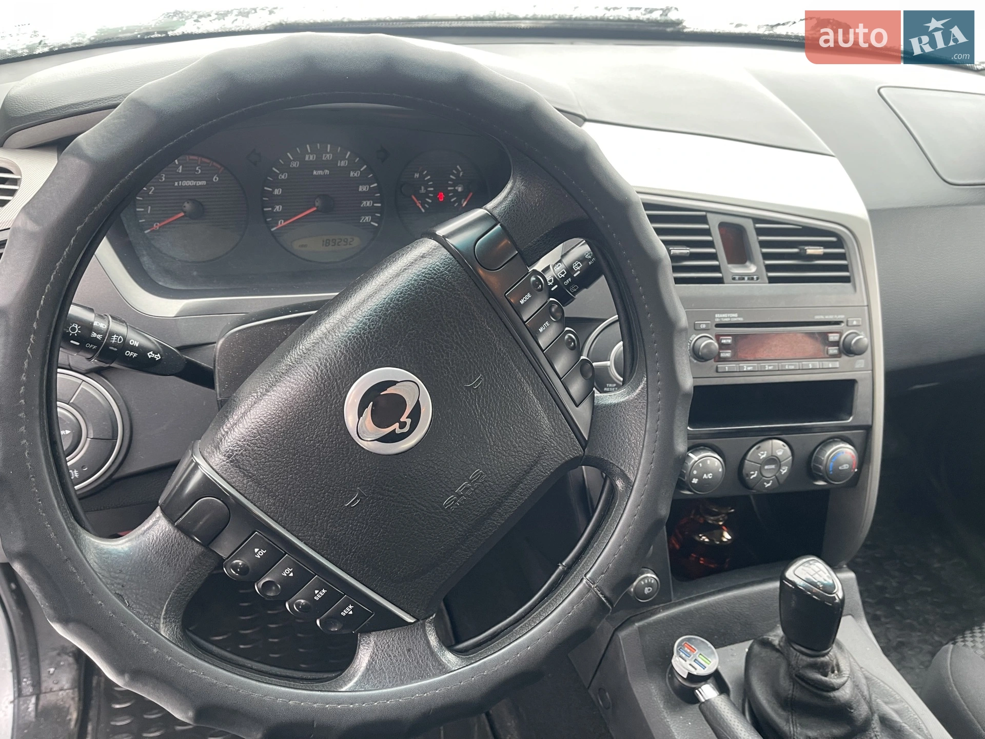 2012 SsangYong Kyron - мініатюра 16