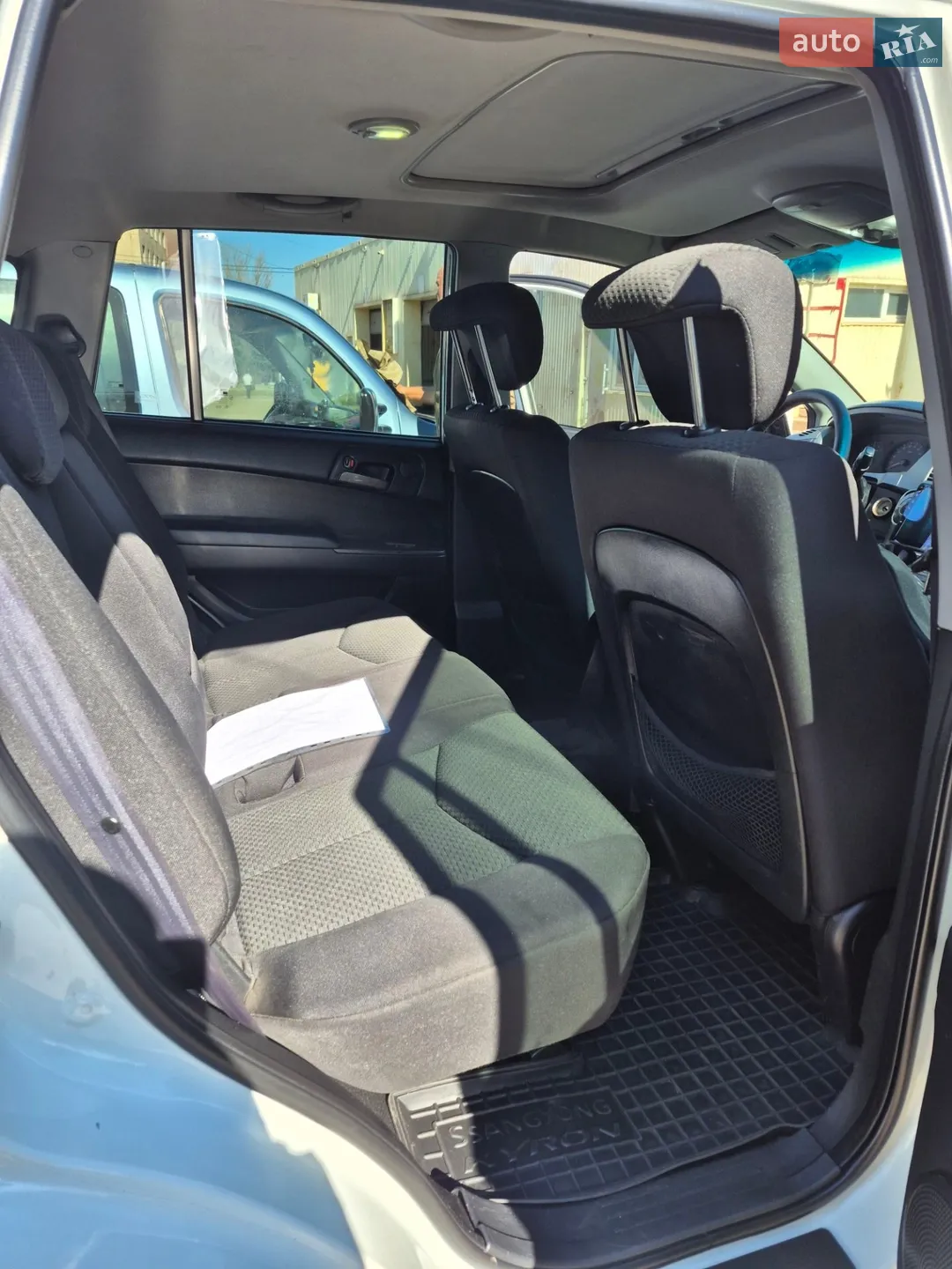 2014 SsangYong Kyron - мініатюра 12