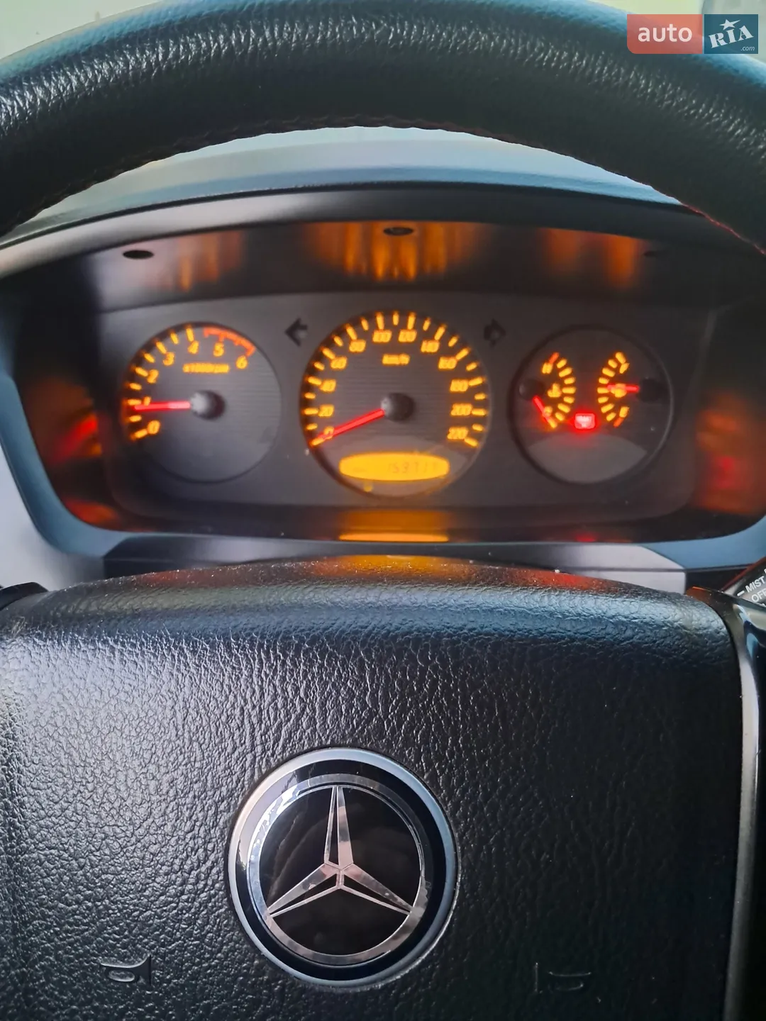 2010 SsangYong Kyron - мініатюра 12