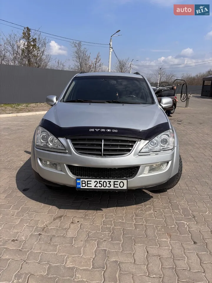 2010 SsangYong Kyron - мініатюра 12