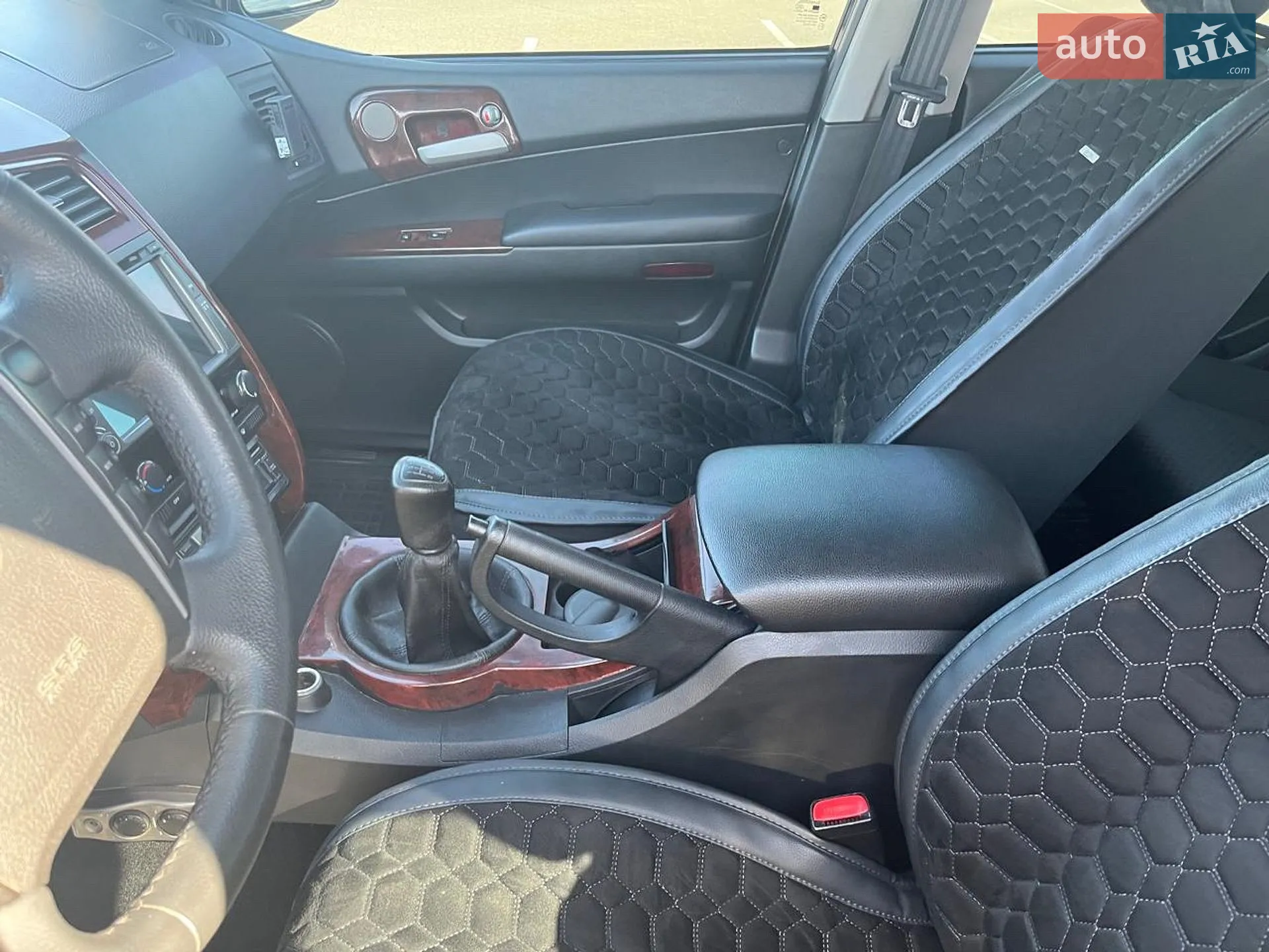 2010 SsangYong Kyron - мініатюра 20