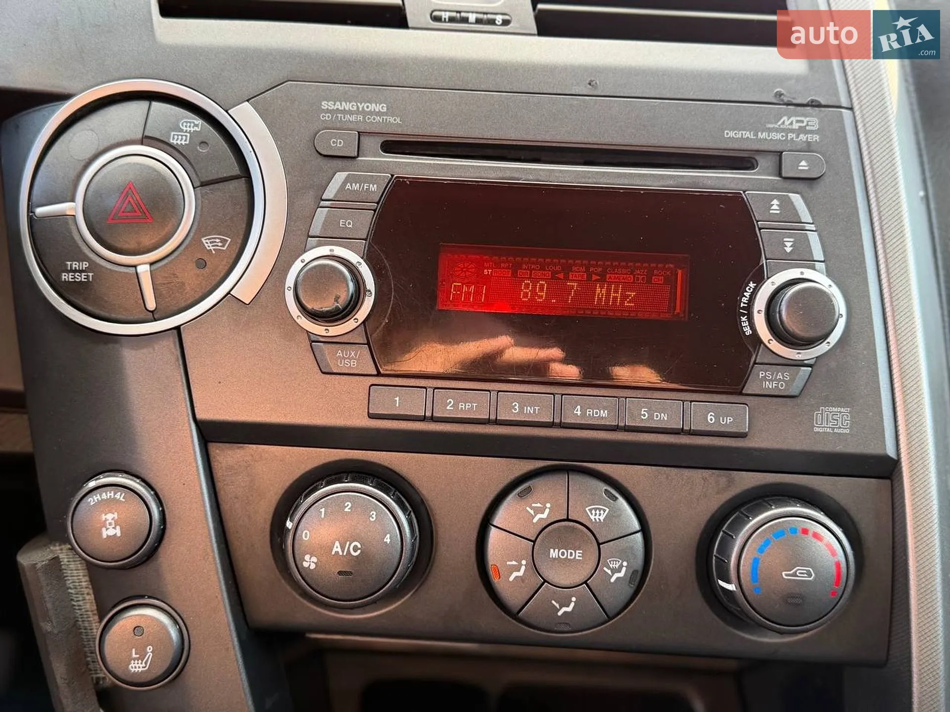 2013 SsangYong Kyron - мініатюра 24
