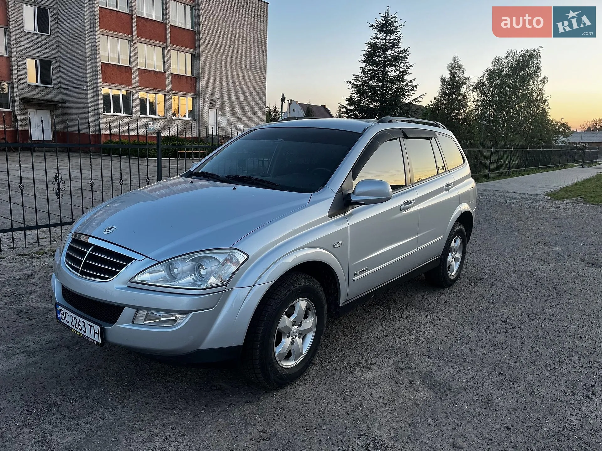2010 SsangYong Kyron - фото 1