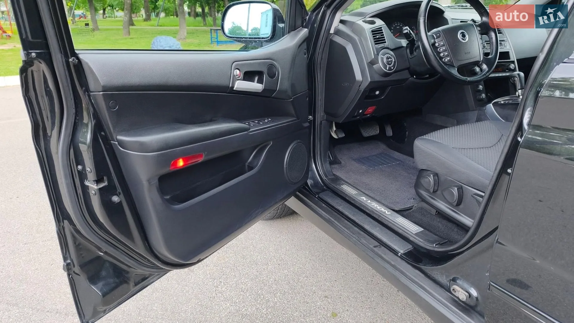 2010 SsangYong Kyron - мініатюра 23