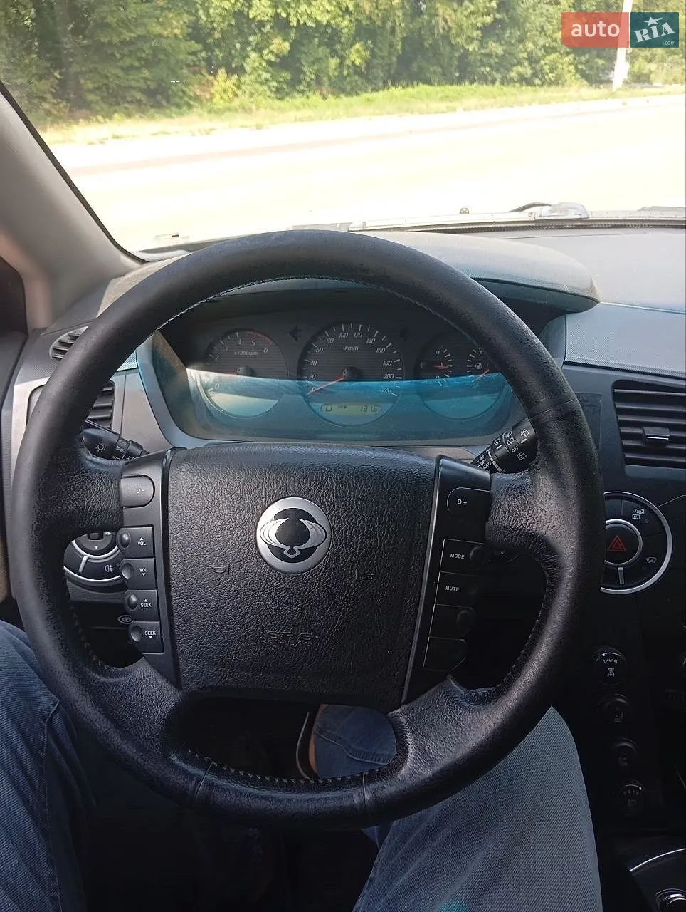 2010 SsangYong Kyron - мініатюра 8