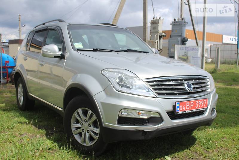 Внедорожник / Кроссовер SsangYong Rexton 2012 в Днепре