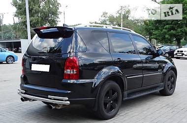 Внедорожник / Кроссовер SsangYong Rexton 2010 в Днепре