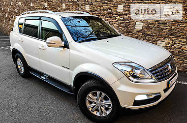 Позашляховик / Кросовер SsangYong Rexton 2014 в 