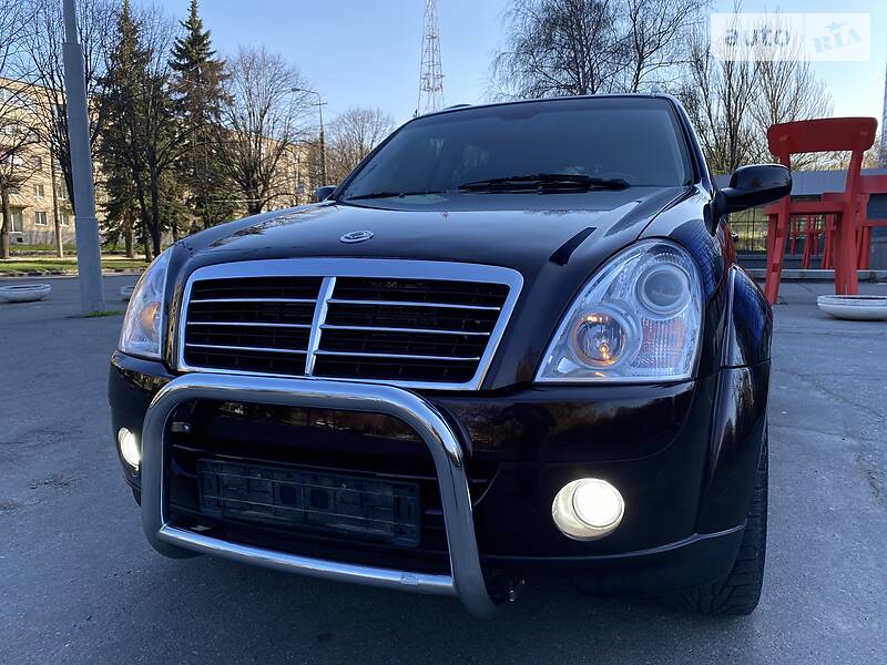 Позашляховик / Кросовер SsangYong Rexton 2010 в Дніпрі