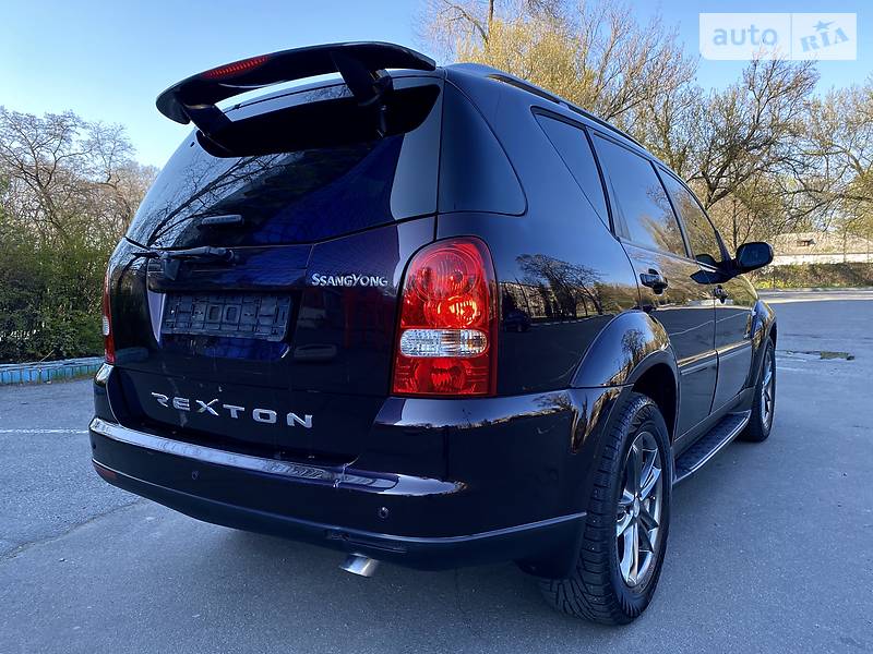 Позашляховик / Кросовер SsangYong Rexton 2010 в Дніпрі