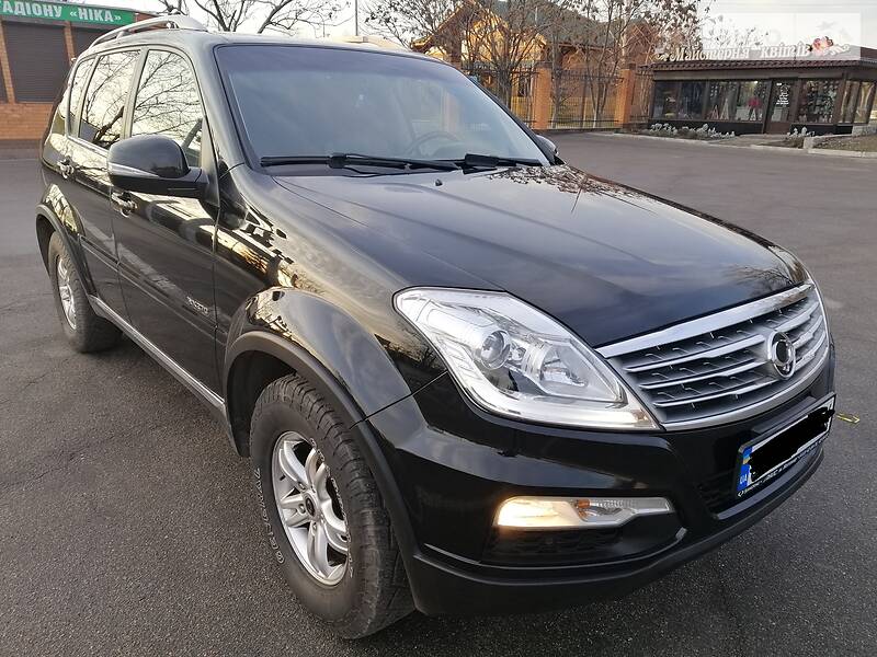 Внедорожник / Кроссовер SsangYong Rexton 2013 в Александрие