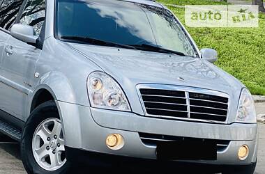 Внедорожник / Кроссовер SsangYong Rexton 2009 в Каменском