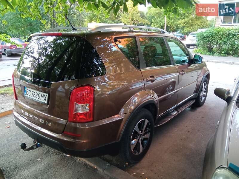 Внедорожник / Кроссовер SsangYong Rexton 2015 в Львове