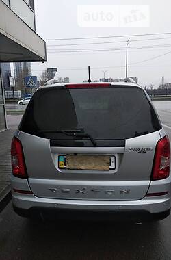 Позашляховик / Кросовер SsangYong Rexton 2014 в 