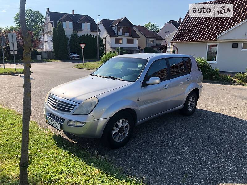 Позашляховик / Кросовер SsangYong Rexton 2006 в Ужгороді