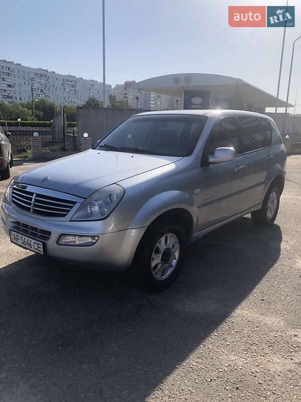 Внедорожник / Кроссовер SsangYong Rexton 2006 в Запорожье