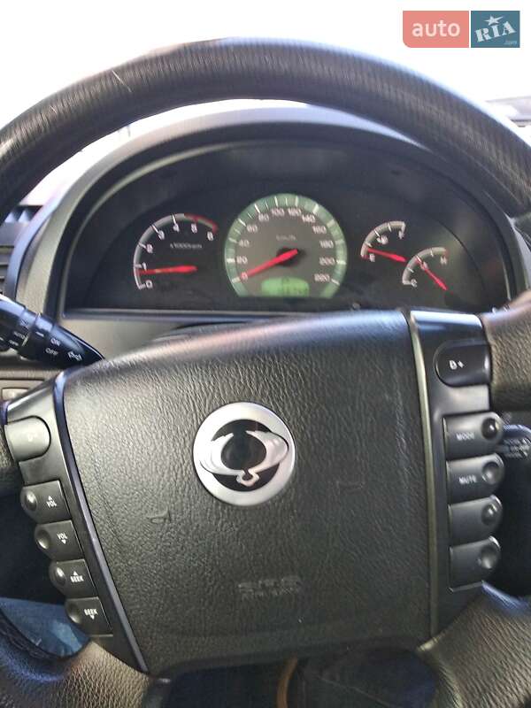 Позашляховик / Кросовер SsangYong Rexton 2012 в Києві